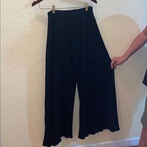 Michelle St John Wide leg pants